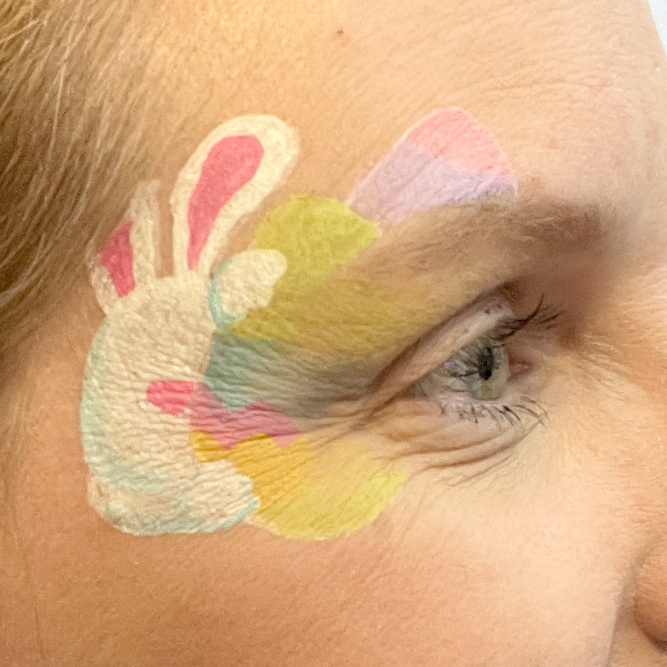 Step by Step Easter Bunny Eye – Paintertainment